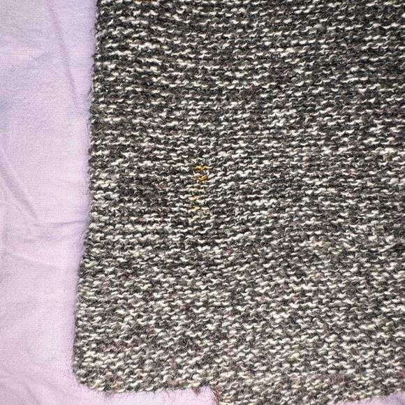 AB Studio Women's sz Medium Gray Heathered Sweater Cardigan Big Buttons Open - Picture 12 of 12